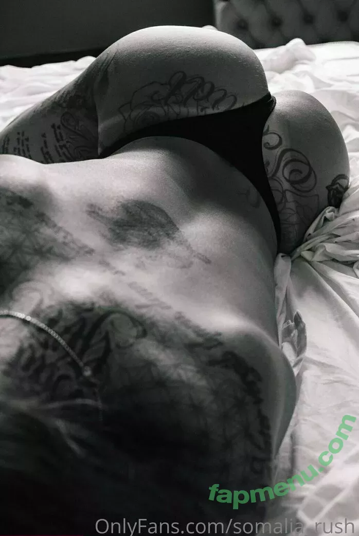 Sarah Schmidt nude photo #0003 (amarilla_bombshell / somaliasworld / xsarah.schmidtx / xsarahschmidtx)