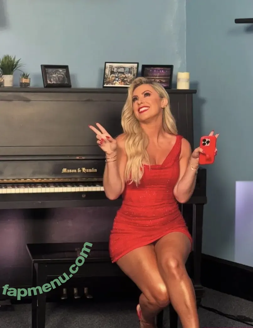 Sarah Schreiber nude photo #0274 (sarahschreiber)