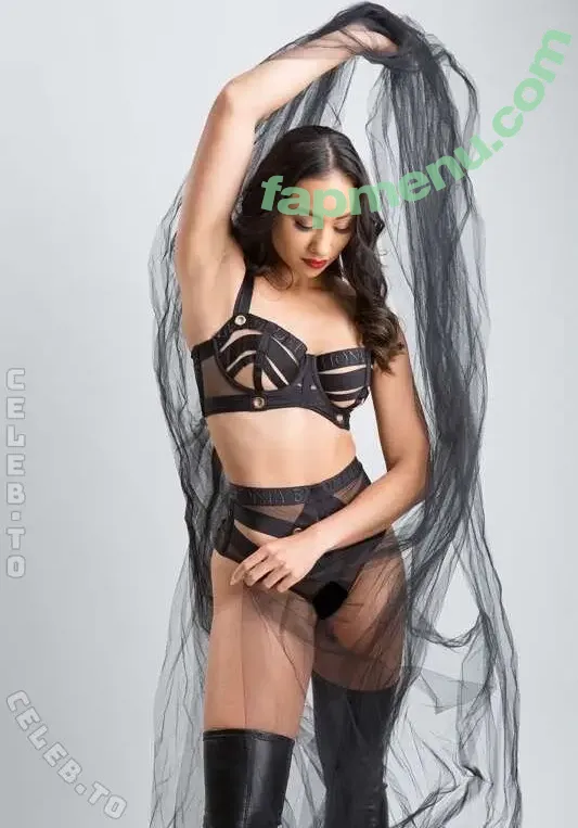 Sarah Schwarz nude photo #0071 (SarahSchwarz / sarah-schwarz / sarah.schwarzz / sarahschwarzz)