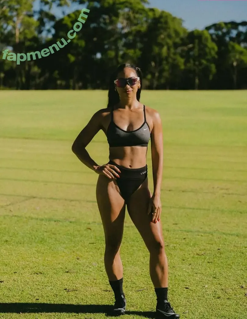 Sarah Schwarz nude photo #0111 (SarahSchwarz / sarah-schwarz / sarah.schwarzz / sarahschwarzz)