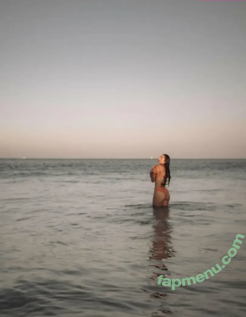 Sarah Schwarz nude photo #0119 (SarahSchwarz / sarah-schwarz / sarah.schwarzz / sarahschwarzz)