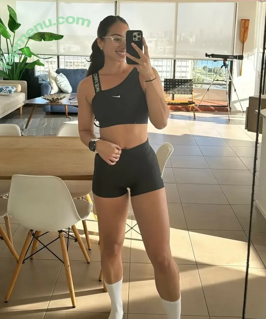 Sarah Schwarz nude photo #0005 (SarahSchwarz / sarah.schwarzz / sarahschwarzz)