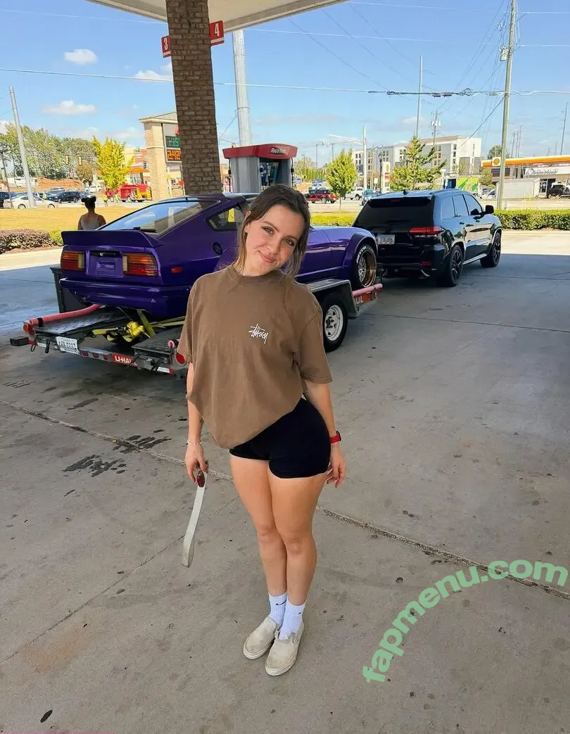 Sarah Senecal nude photo #0586 (Sen.cityy)