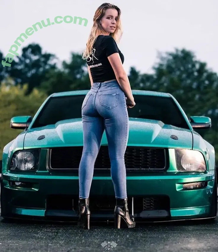 Sarah Senecal nude photo #0622 (Sen.cityy)