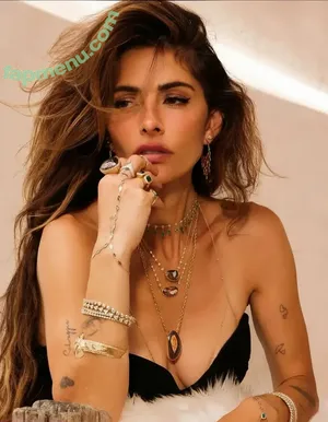 Sarah Shahi / SarahShahi nude photo #0495