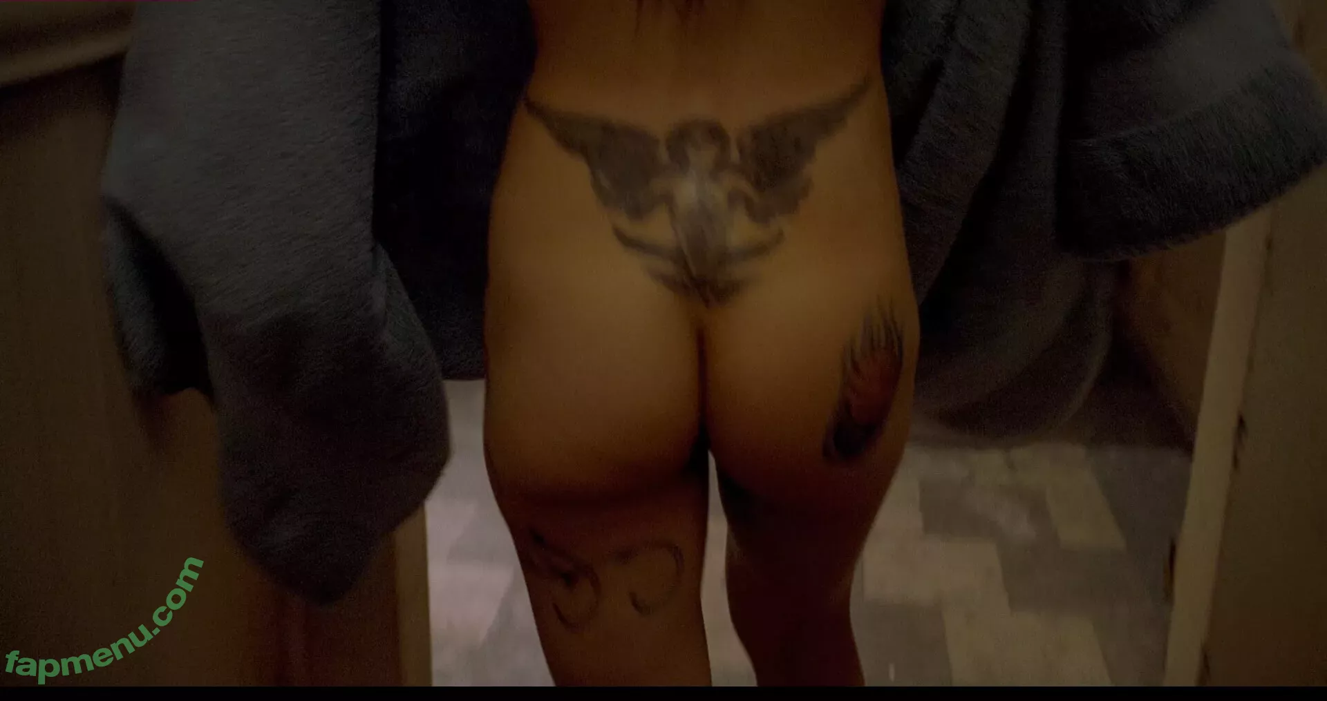 Sarah Shahi nude photo #0173 (SarahShahi)