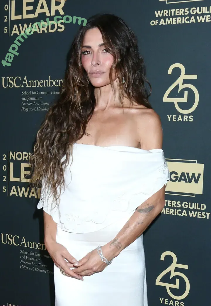 Sarah Shahi nude photo #0445 (SarahShahi)