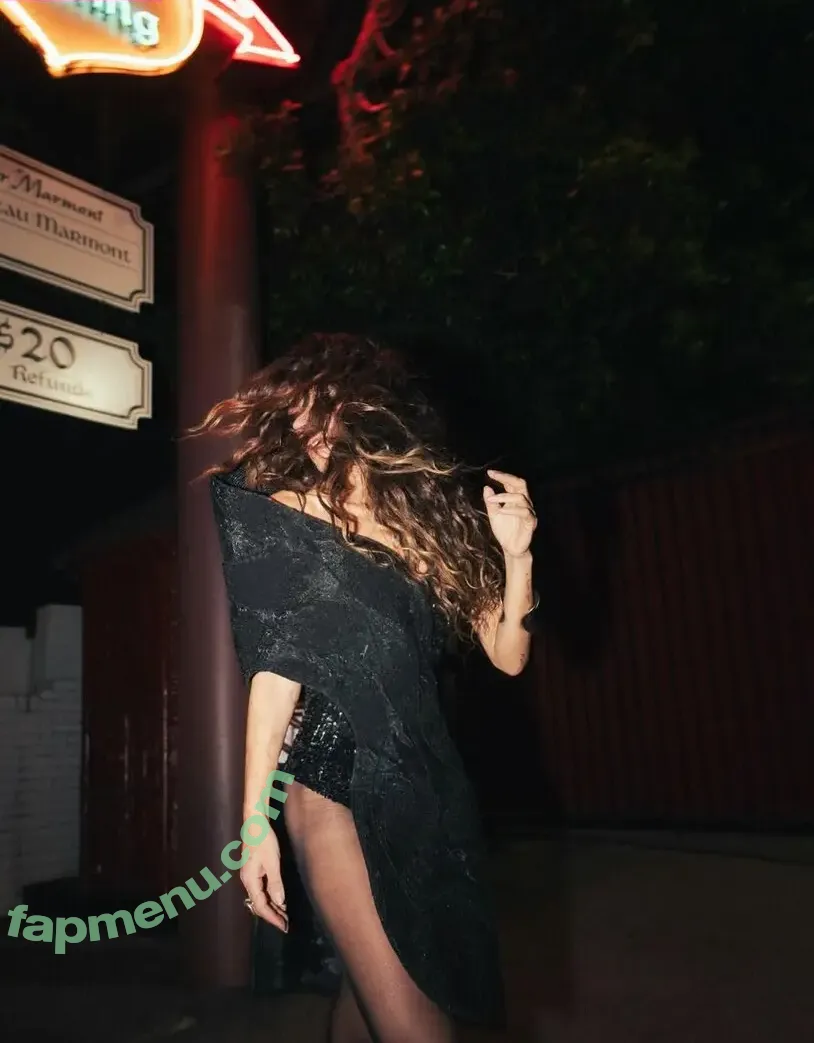 Sarah Shahi nude photo #0489 (SarahShahi)