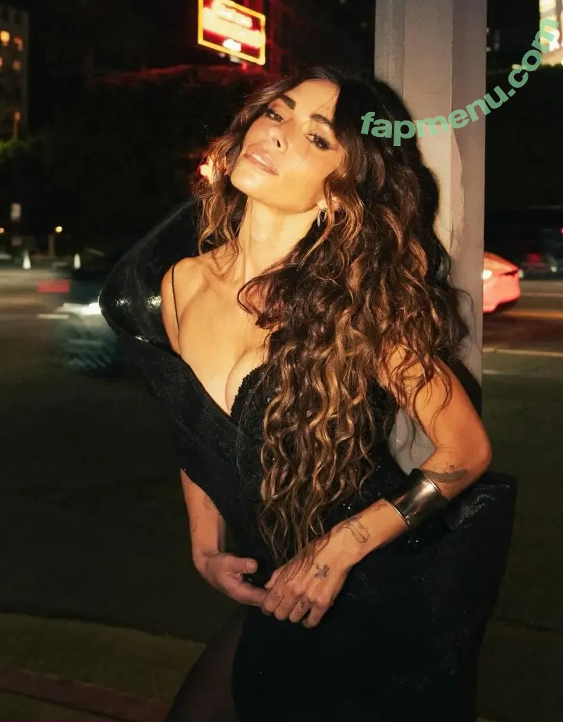 Sarah Shahi nude photo #0491 (SarahShahi)