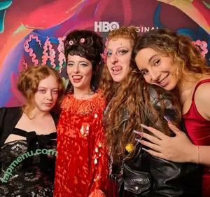 Sarah Sherman / Sarah Squirm from Saturday Night Live / sarahsquirm nude photo #0032