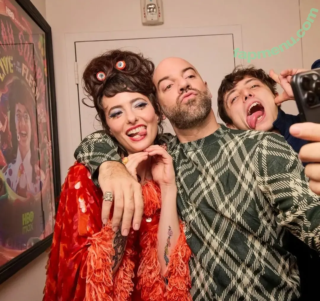 Sarah Sherman nude photo #0033 (Sarah Squirm from Saturday Night Live / sarahsquirm)