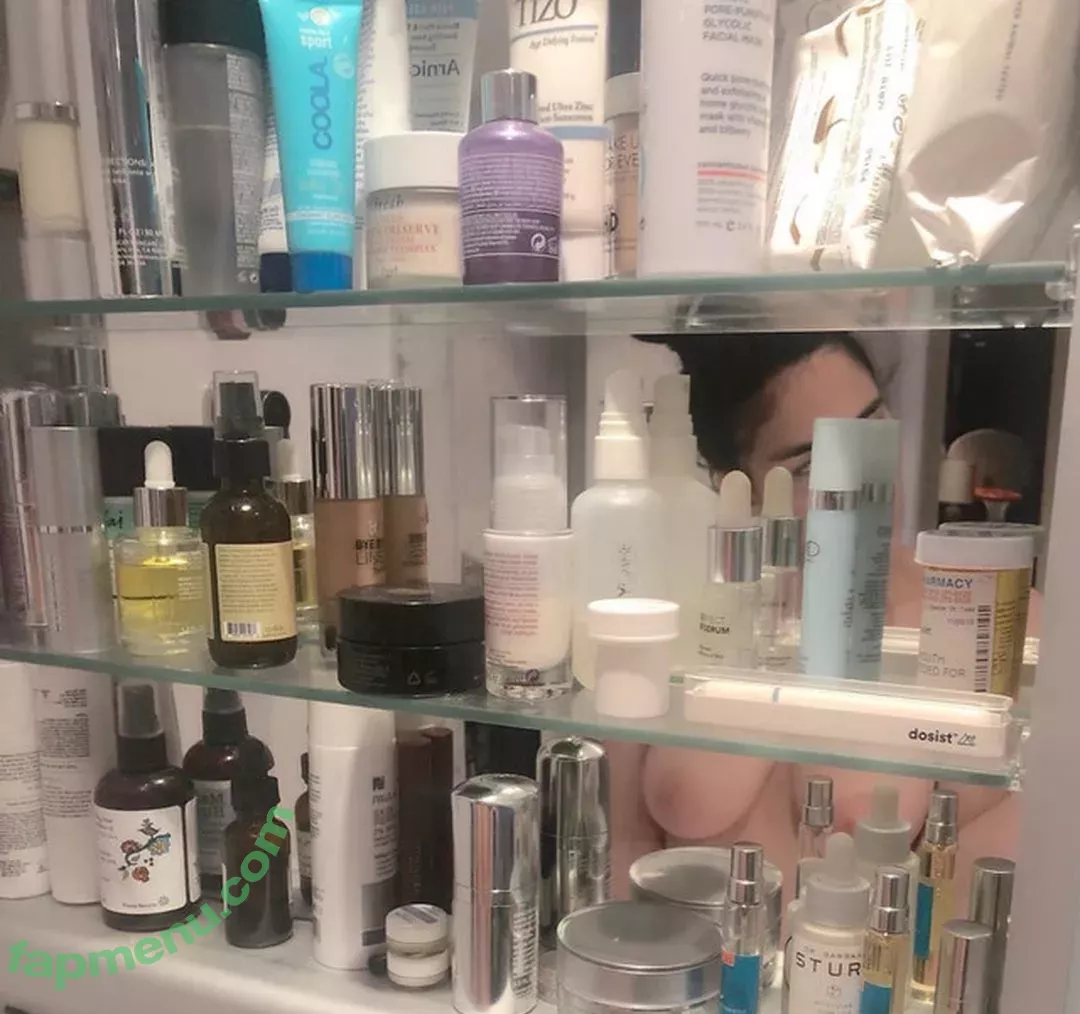 Sarah Silverman nude photo #0024 (sarahkatesilverman)