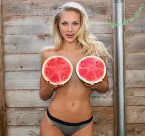  nude photo #0007