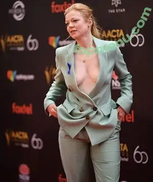 Sarah Snook / sarah_snook nude photo #0002