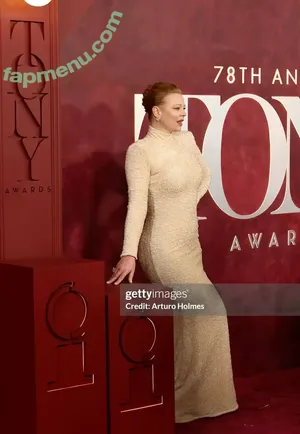Sarah Snook / sarah_snook nude photo #0094