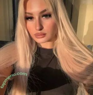  nude photo #0001