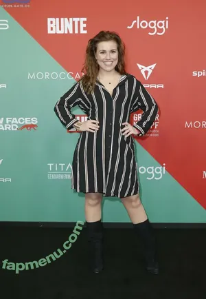 Sarah Tkotsch / sarahtkotsch nude photo #0019