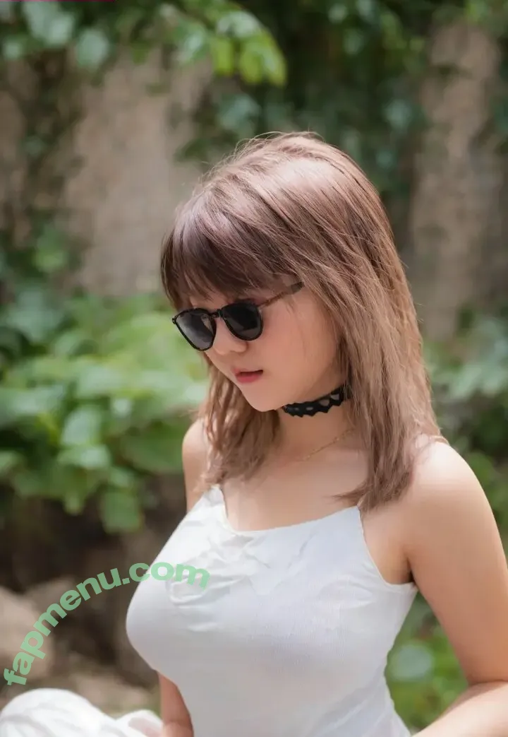 Sarah Viloid nude photo #0010 (Sarah Viloid)