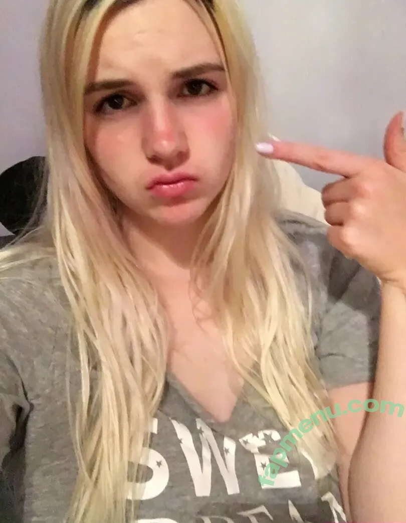 Sarah Z nude photo #0161 (heirrogant / marysuewriter / sarahz)