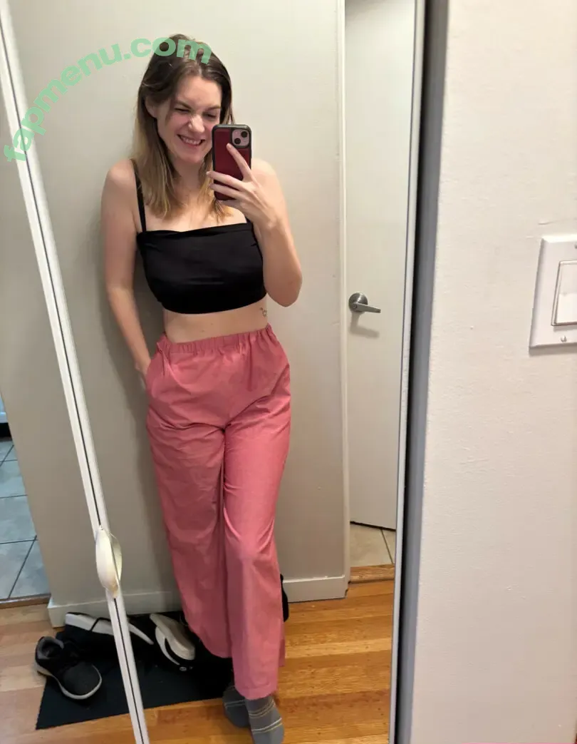 Sarah Z nude photo #0247 (heirrogant / marysuewriter / sarahz)