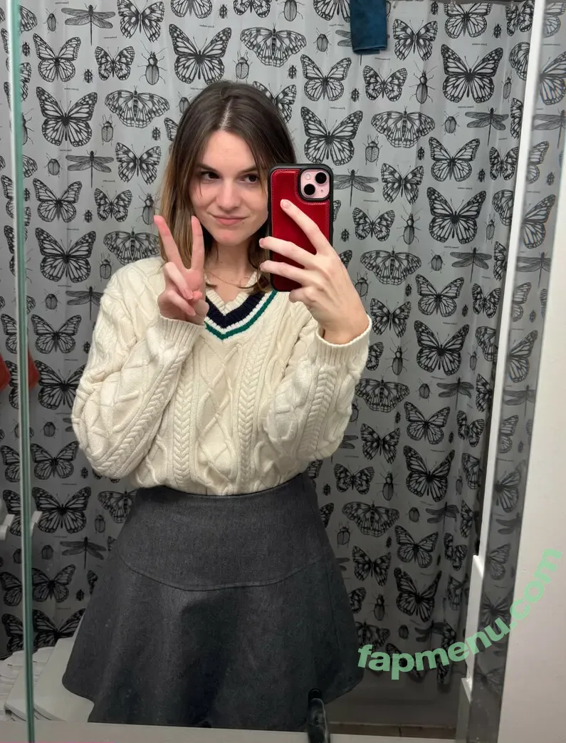 Sarah Z nude photo #0252 (heirrogant / marysuewriter / sarahz)