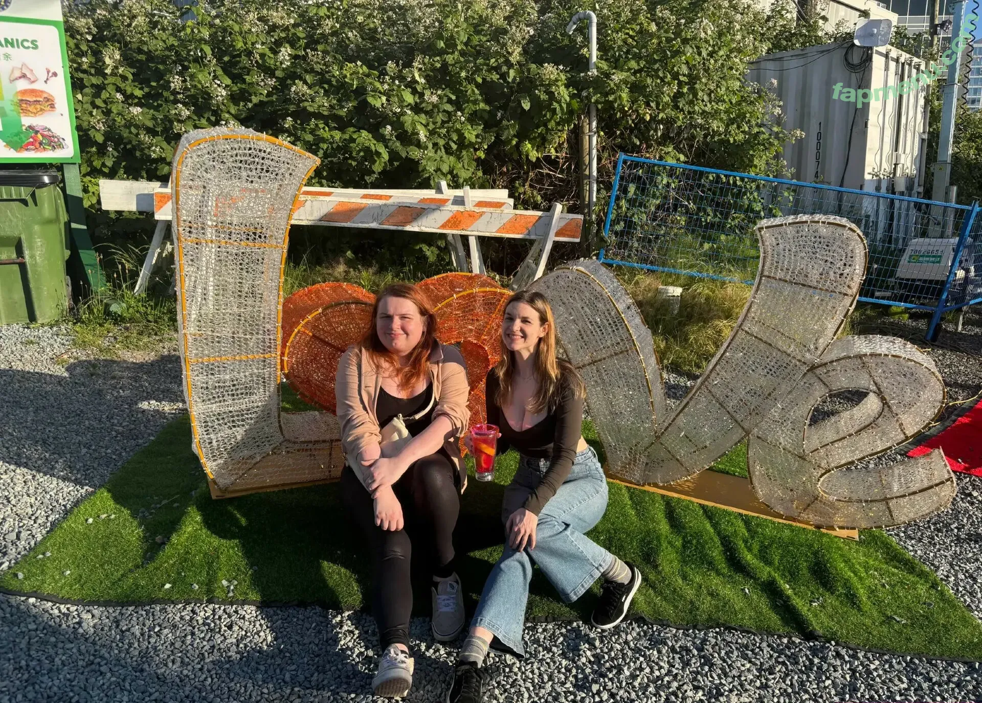 Sarah Z nude photo #0255 (heirrogant / marysuewriter / sarahz)