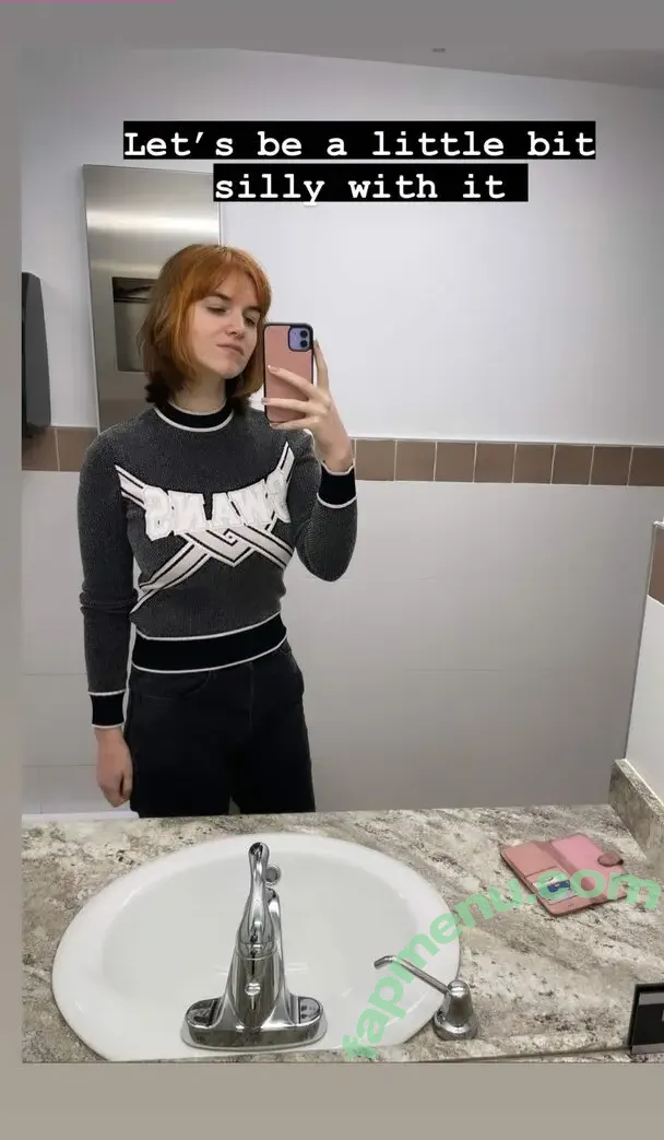 Sarah Z nude photo #0262 (heirrogant / marysuewriter / sarahz)