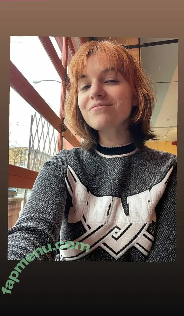 Sarah Z nude photo #0263 (heirrogant / marysuewriter / sarahz)