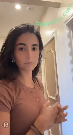 SarahBladd nude photo #0005