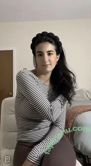 SarahBladd nude photo #0050