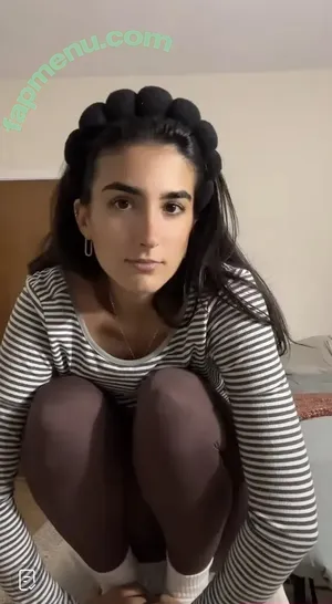 SarahBladd nude photo #0058