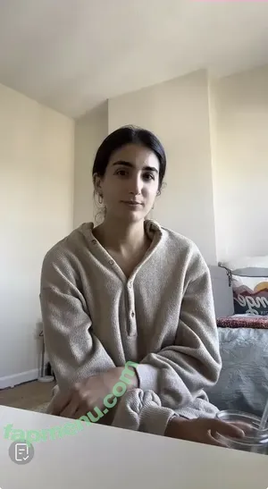 SarahBladd nude photo #0066