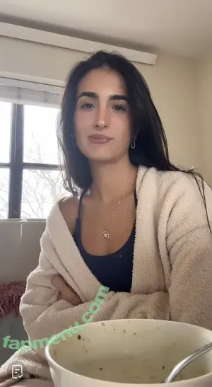 SarahBladd nude photo #0090