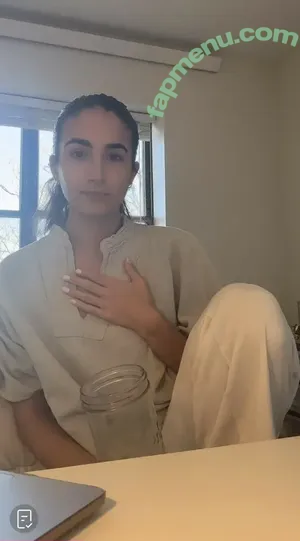 SarahBladd nude photo #0092