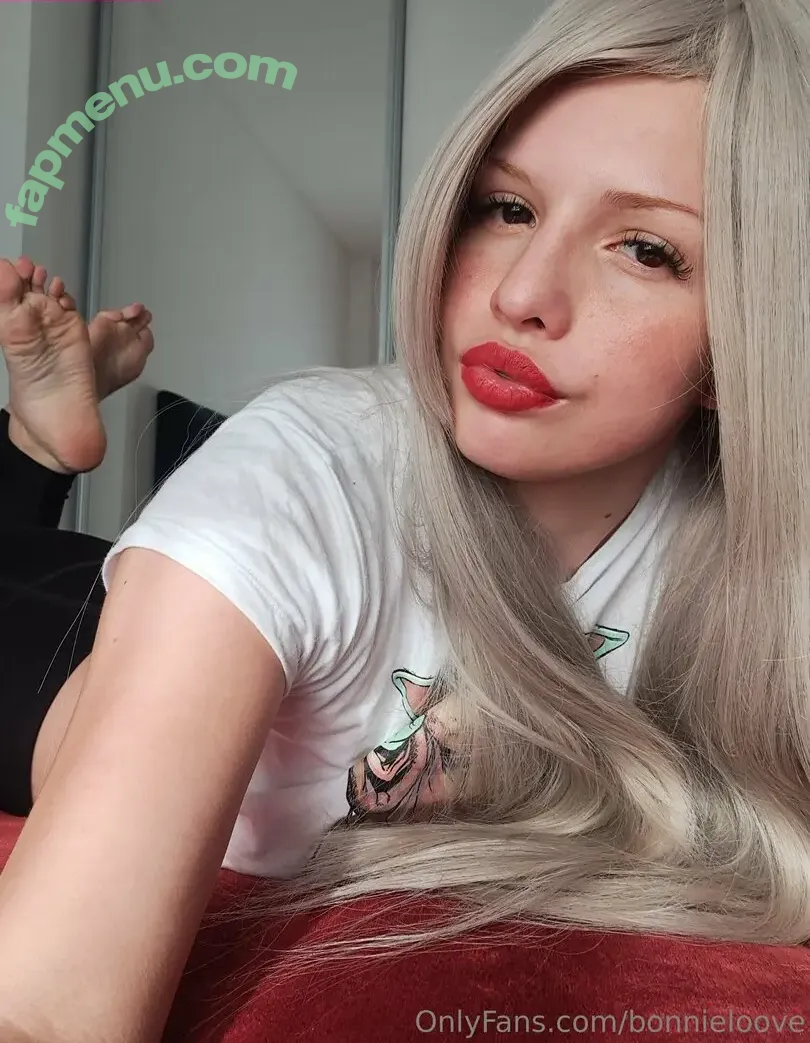 sarahdelight nude photo #0008 (sarahdelight)