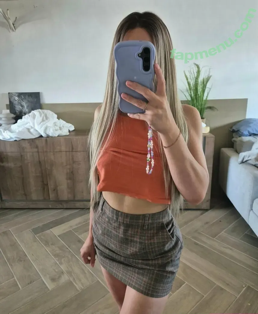 sarahfrombelgiumfree nude photo #0002 (sarah_in_belgium)