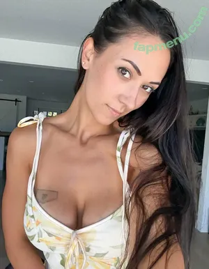 sarahillustrates / sarahillustrates2 nude photo #0050