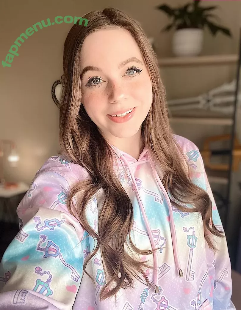SarahKey nude photo #0001 (sarahkay9212 / thesarahkey)