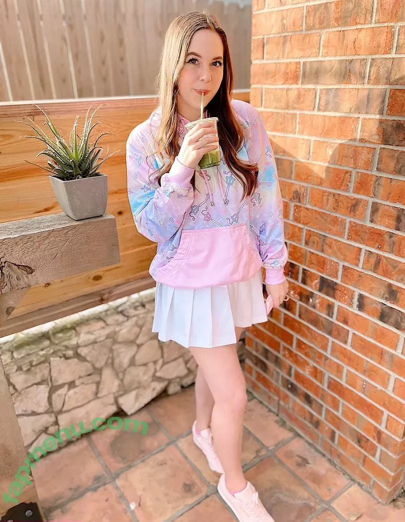 SarahKey nude photo #0002 (sarahkay9212 / thesarahkey)