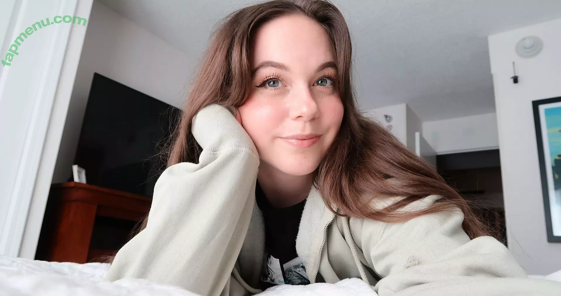 SarahKey nude photo #0117 (sarahkay9212 / thesarahkey)