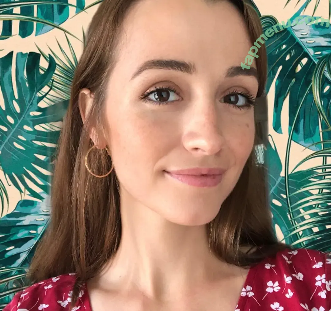 sarahlavenderasmr nude photo #0004 (sarahlavenderasmr)