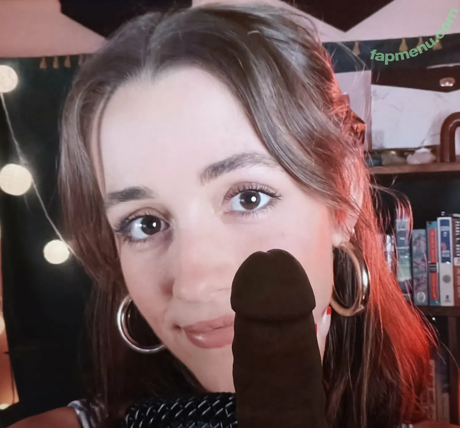 sarahlavenderasmr nude photo #0006 (sarahlavenderasmr)