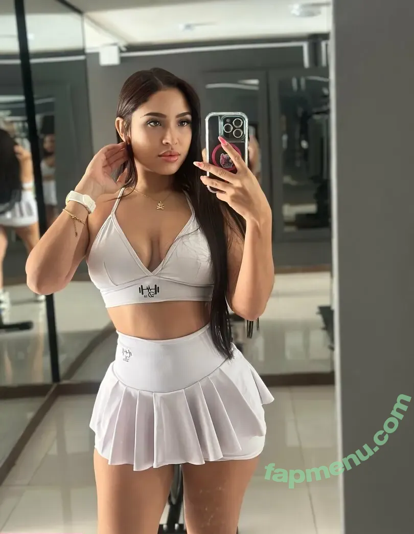 sarahlopez1 nude photo #0249 (saraahparis)