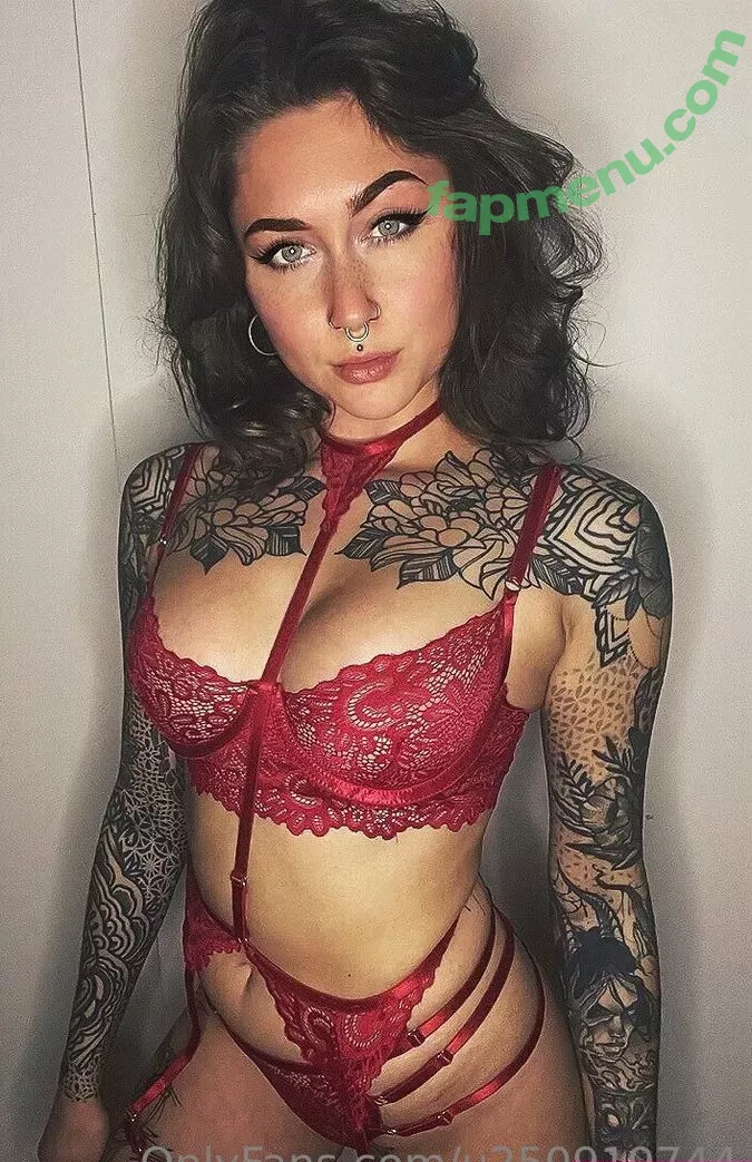 sarahmeeeow nude photo #0002 (u250919744)
