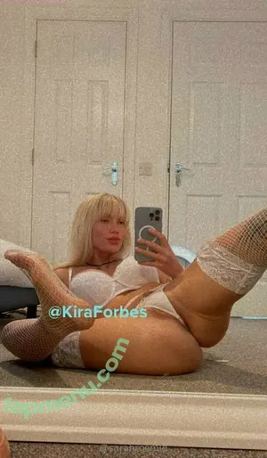 sarahroomie / imsarahroomie nude photo #0005
