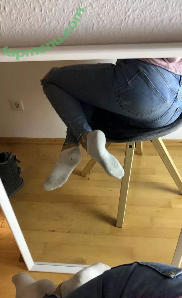 Sarahs_fetish_world nude photo #0002 (fabulous-me / magical_me22)