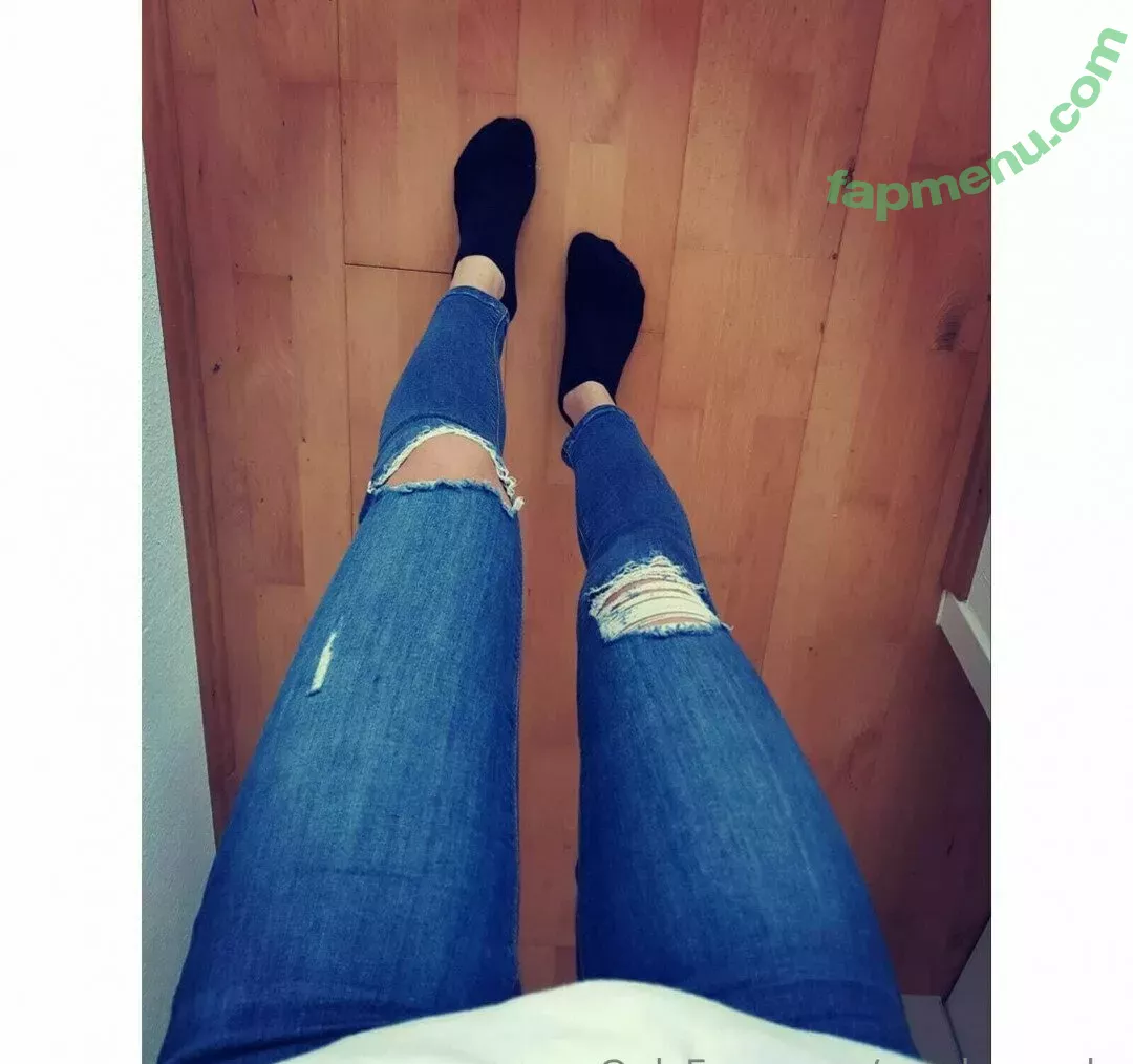 Sarahs_fetish_world nude photo #0029 (fabulous-me / magical_me22)