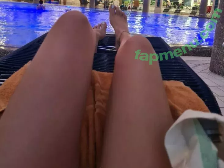 Sarahs_fetish_world nude photo #0158 (fabulous-me / magical_me22)