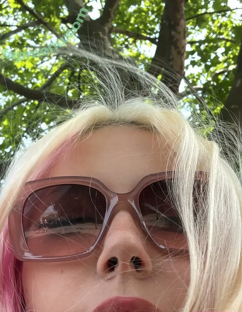 sarahtonin nude photo #0016 (sarahtoninx9 / sarahtoninx9_)