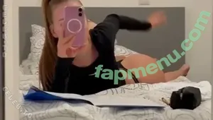 Saraklein / kleinsara1702 / sarasgeheimhuette nude photo #0047